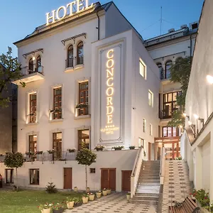 **** Hotel Concorde Old Rumanía